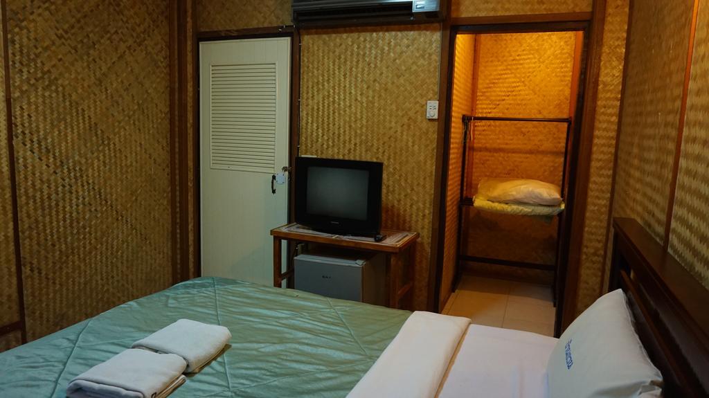 Khun Mai Baan Suan Resort Mae Ai Exterior photo